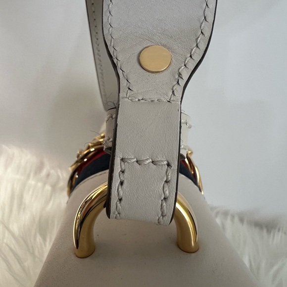 Gucci Sylvie small crossbody bag - Picture 11 of 13
